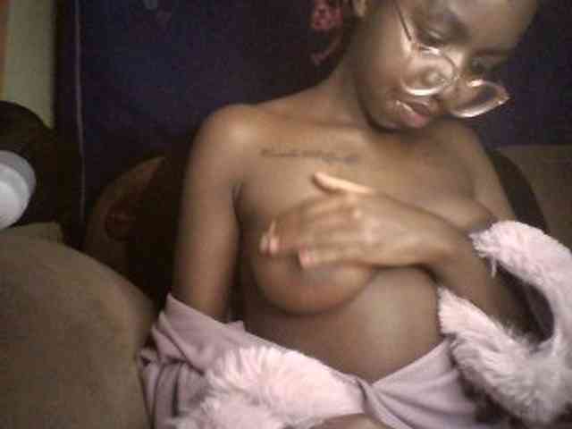Ebonymuse webcam