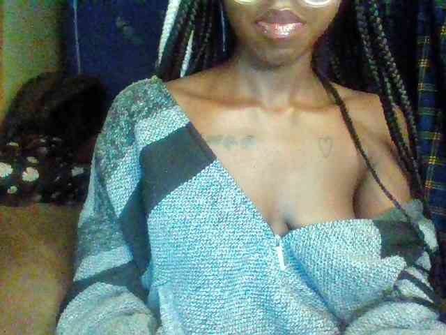 TipQueen webcam