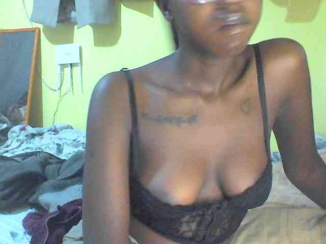 TipQueen webcam