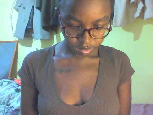 TipQueen webcam