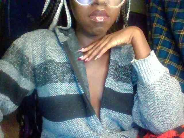 TipQueen webcam