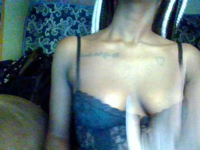 TipQueen webcam