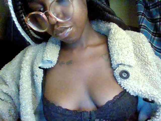 TipQueen webcam