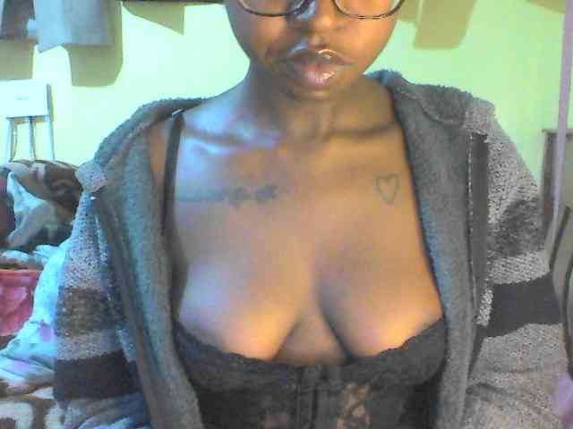 TipQueen webcam