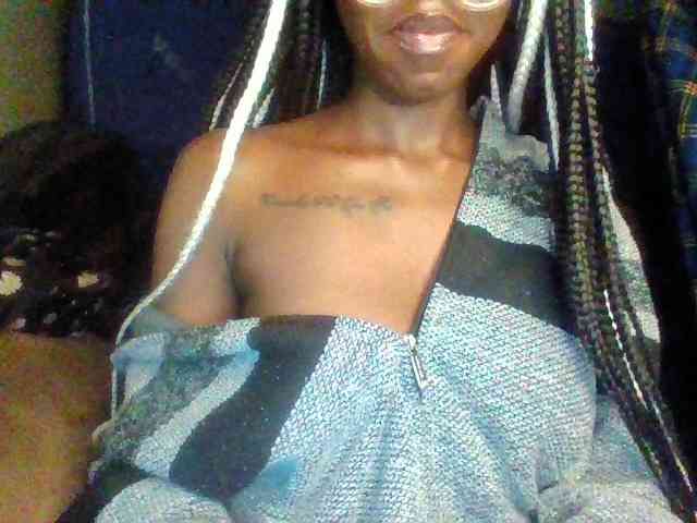 TipQueen webcam
