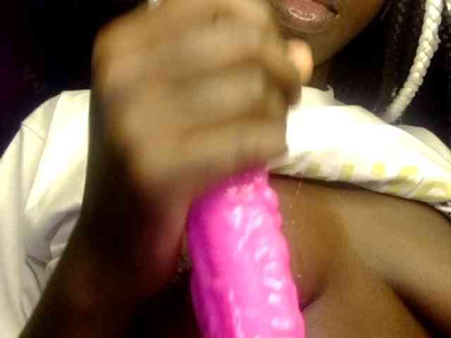 TipQueen webcam