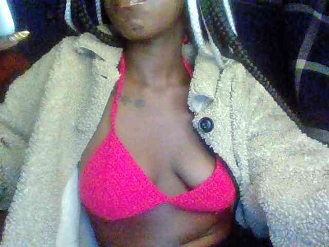 TipQueen webcam