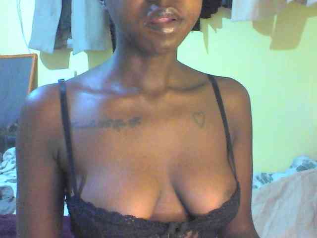 TipQueen webcam
