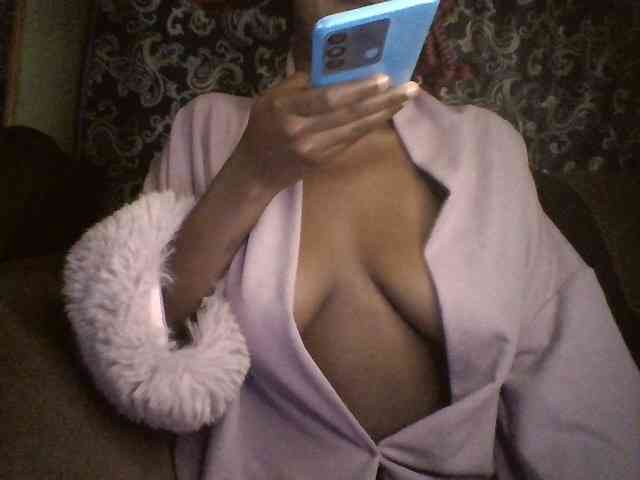 Ebonymuse webcam