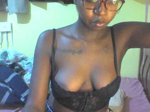 TipQueen webcam