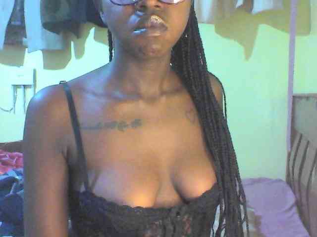 TipQueen webcam