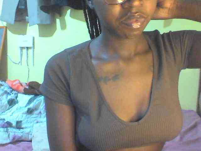 TipQueen webcam