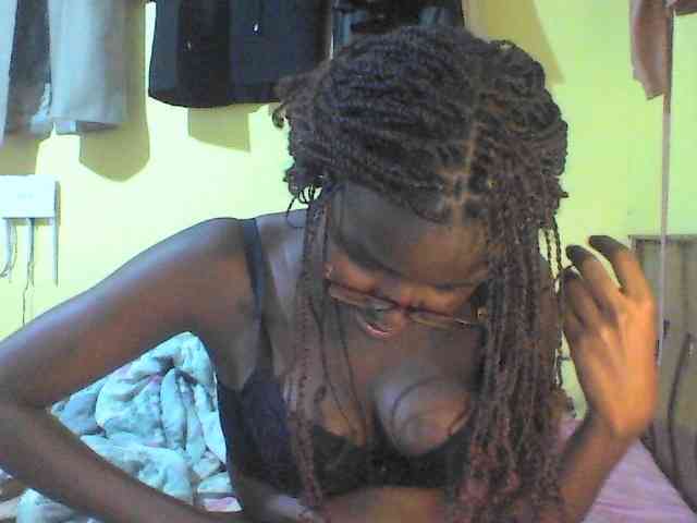 xxx live show Ebonymuse