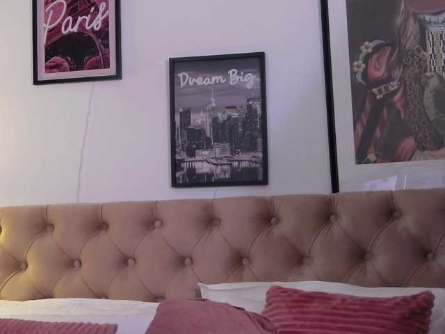 LaylaK's BongaCams show and profile