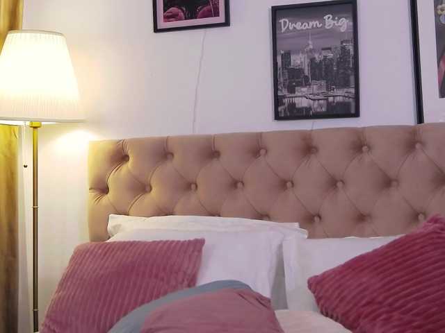 LaylaK's BongaCams show and profile