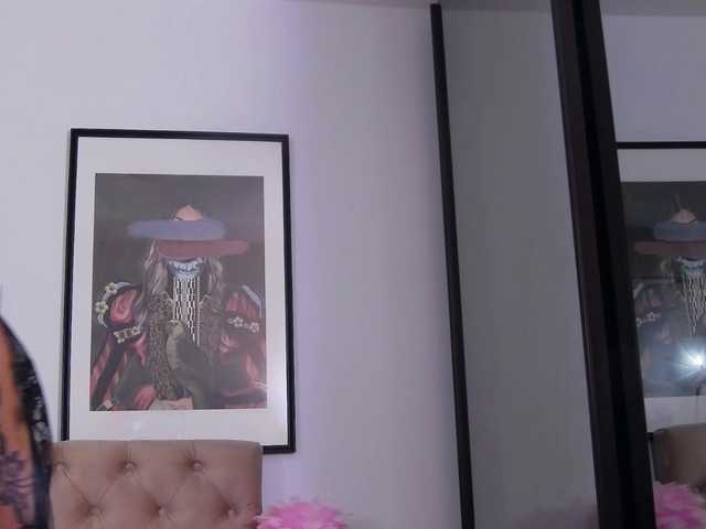 LaylaK's BongaCams show and profile