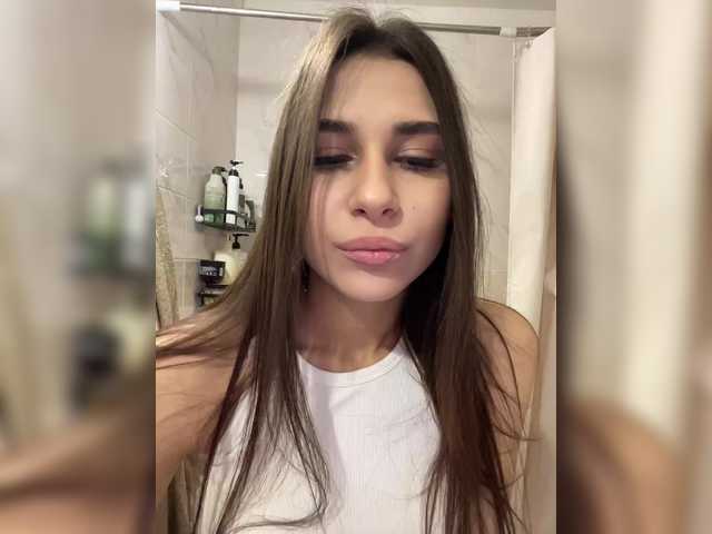 LenaGordon's BongaCams show and profile