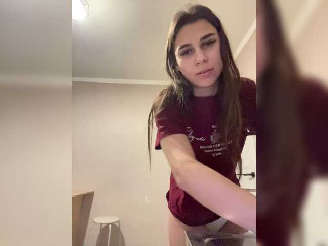 LenaGordon's BongaCams show and profile