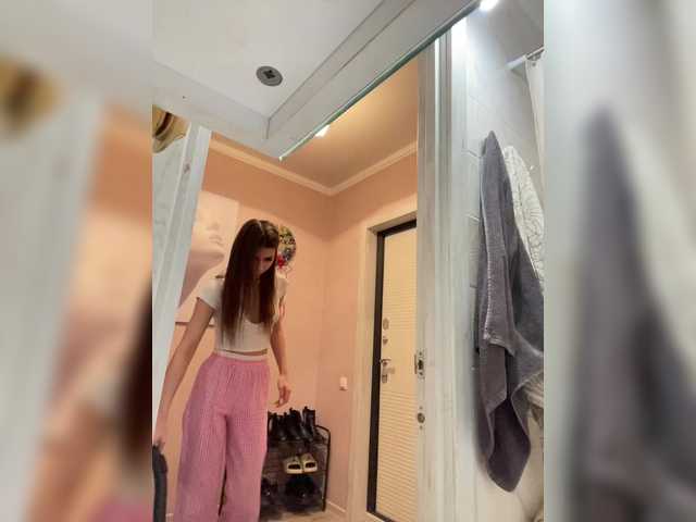 LenaGordon's BongaCams show and profile