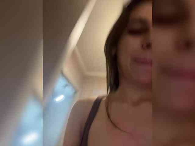 LenaGordon webcam