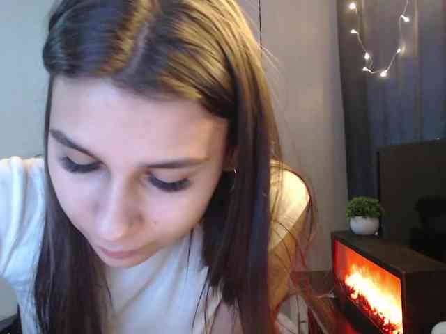 LenaGordon Live Webcam on {site_name}