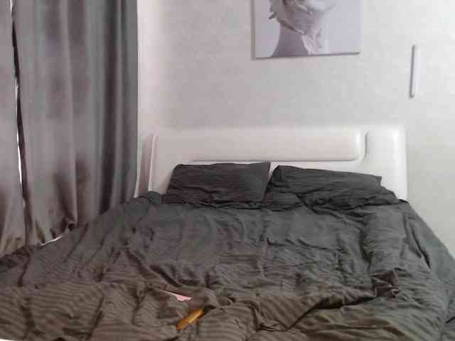 LenaGordon webcam