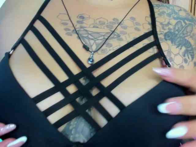 ariettajayden webcam
