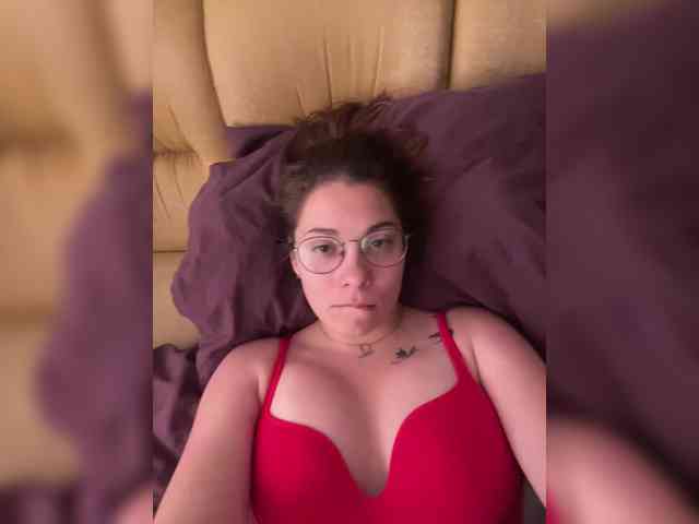 Emma-24 webcam
