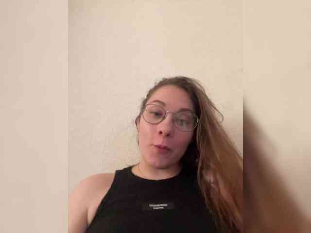 Emma-24 webcam