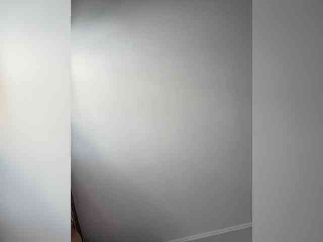 Emma-24 webcam