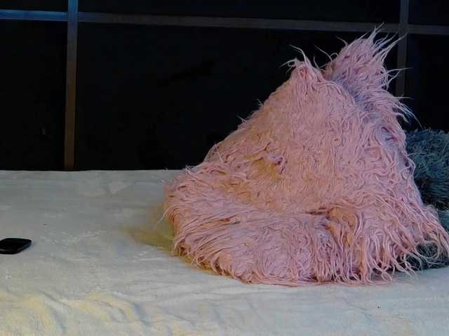 AngelaDestiny's BongaCams show and profile