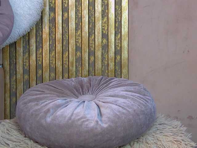  AngelaDestiny chat room