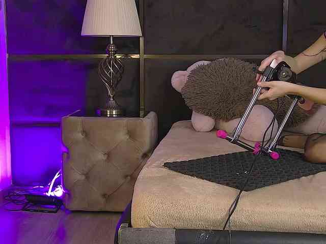 AngelaDestiny webcam