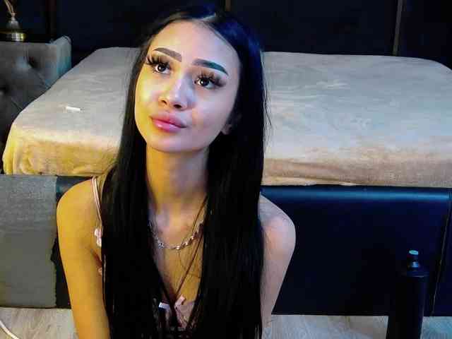 AngelaDestiny webcam