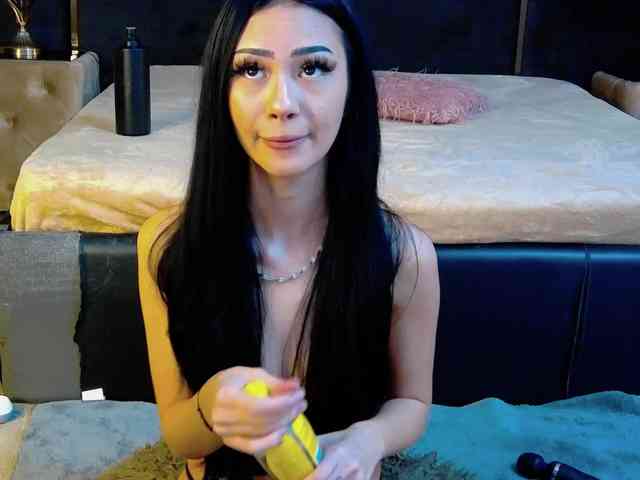 AngelaDestiny webcam