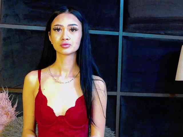 AngelaDestiny webcam