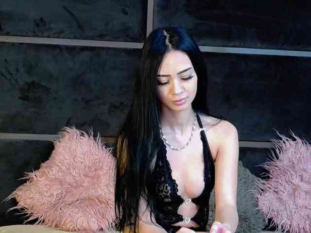 AngelaDestiny webcam