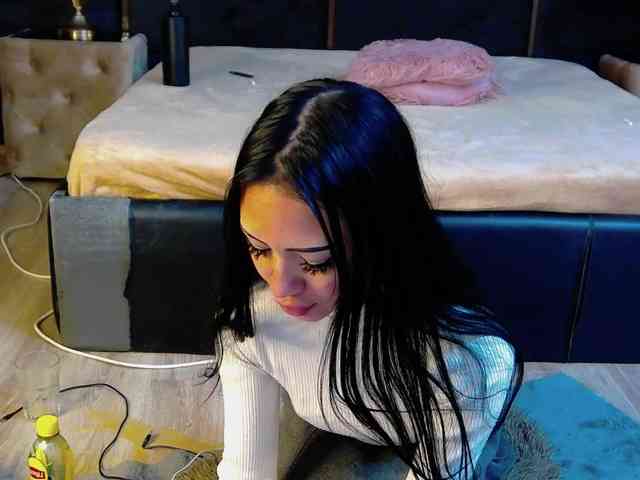 AngelaDestiny webcam