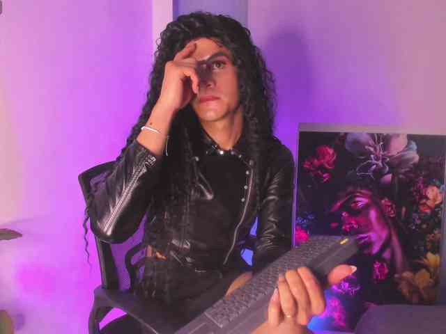TommyLovee TommyLovee