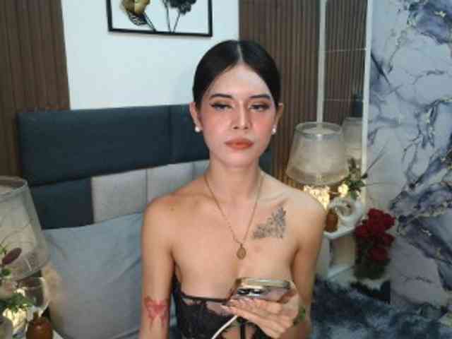 AshleyReignFajar... Live Webcam on BongaCams