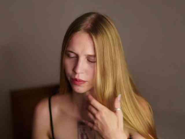 Littlemolly1 webcam