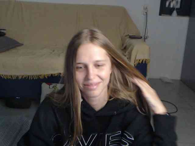 Littlemolly1 webcam