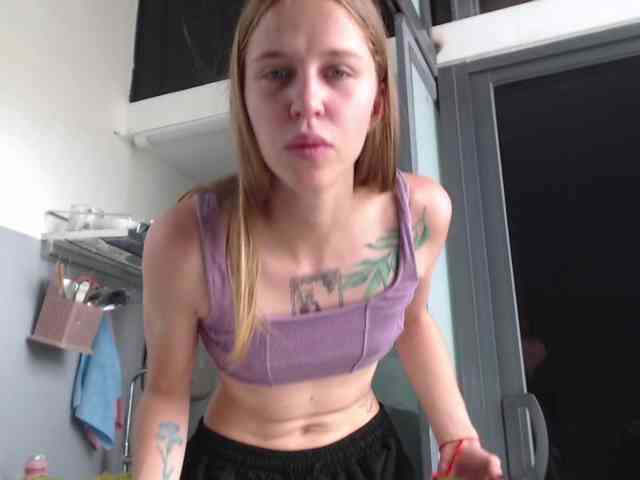Littlemolly1 webcam