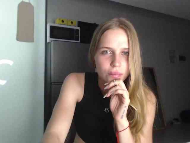 Littlemolly1 webcam