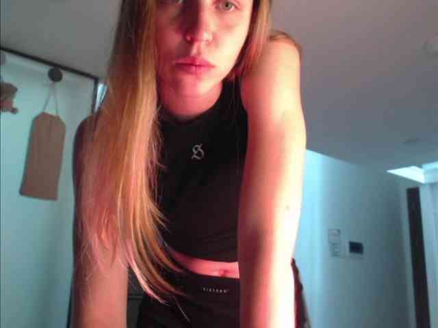 Littlemolly1 webcam