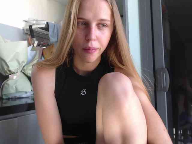 Littlemolly1 webcam