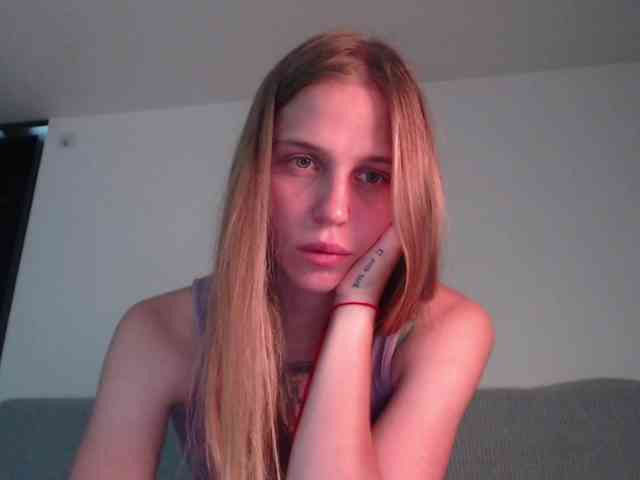 Littlemolly1 webcam