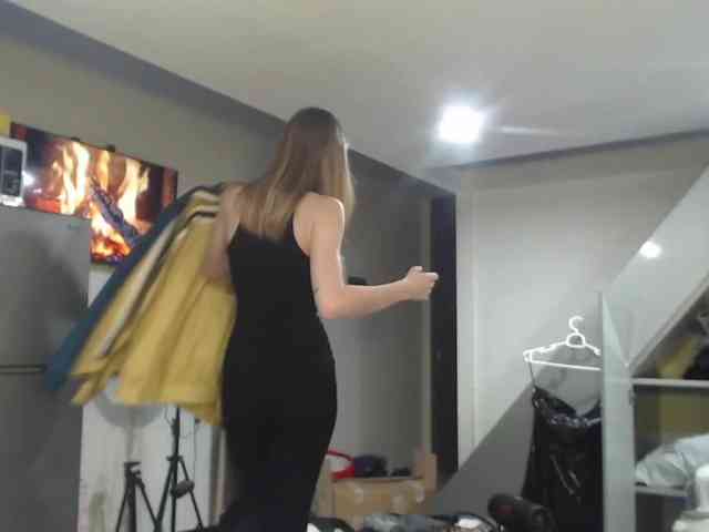 Littlemolly1 webcam