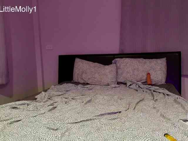 Littlemolly1 webcam