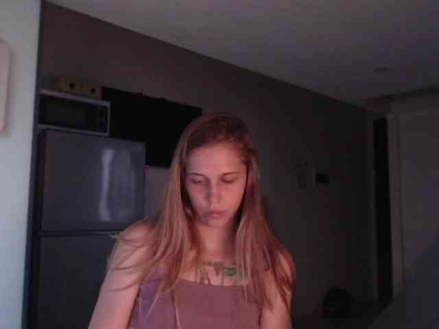 Littlemolly1 webcam